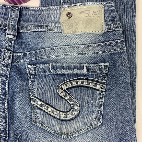 Silver Suki Jeans Capri - Picture 2 of 8